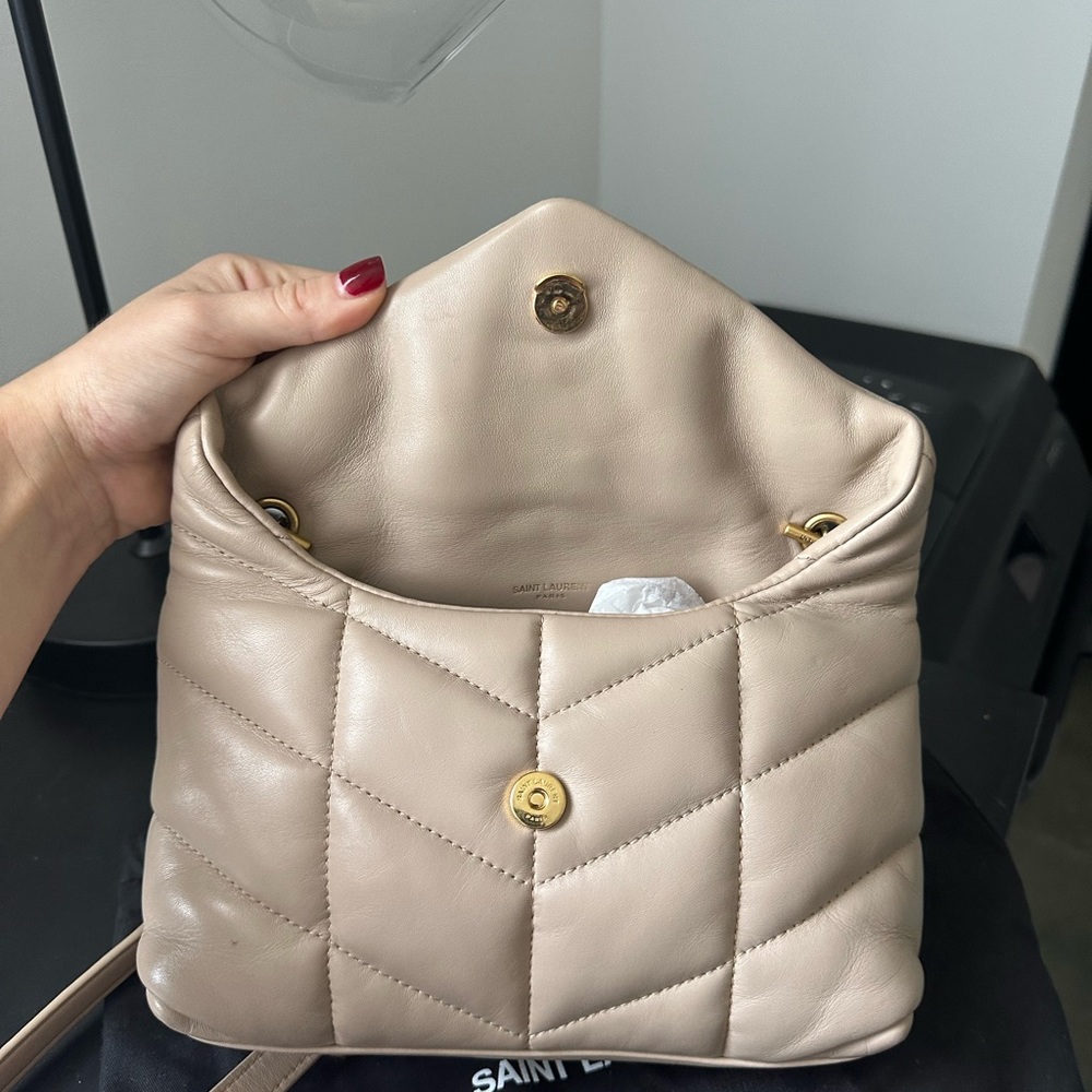 YSL Toy Puffer in Lambskin - Picture 7 of 8